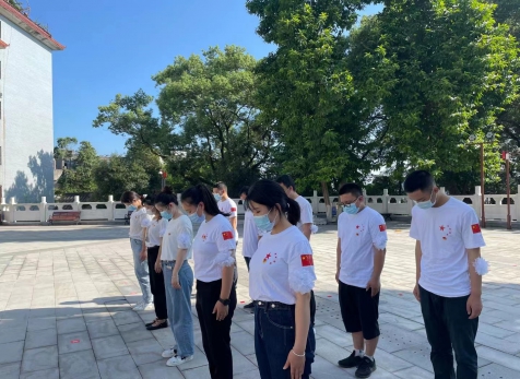 弘旭團(tuán)總支國(guó)慶“緬懷先烈，不忘初心”主題團(tuán)日活動(dòng)